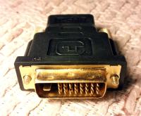 Video adapter, side with DVI-D male connector